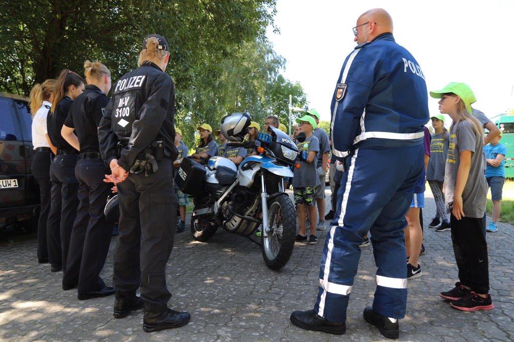 Unterstützung des Kinder-Outdoor-Camps der Landespolizei